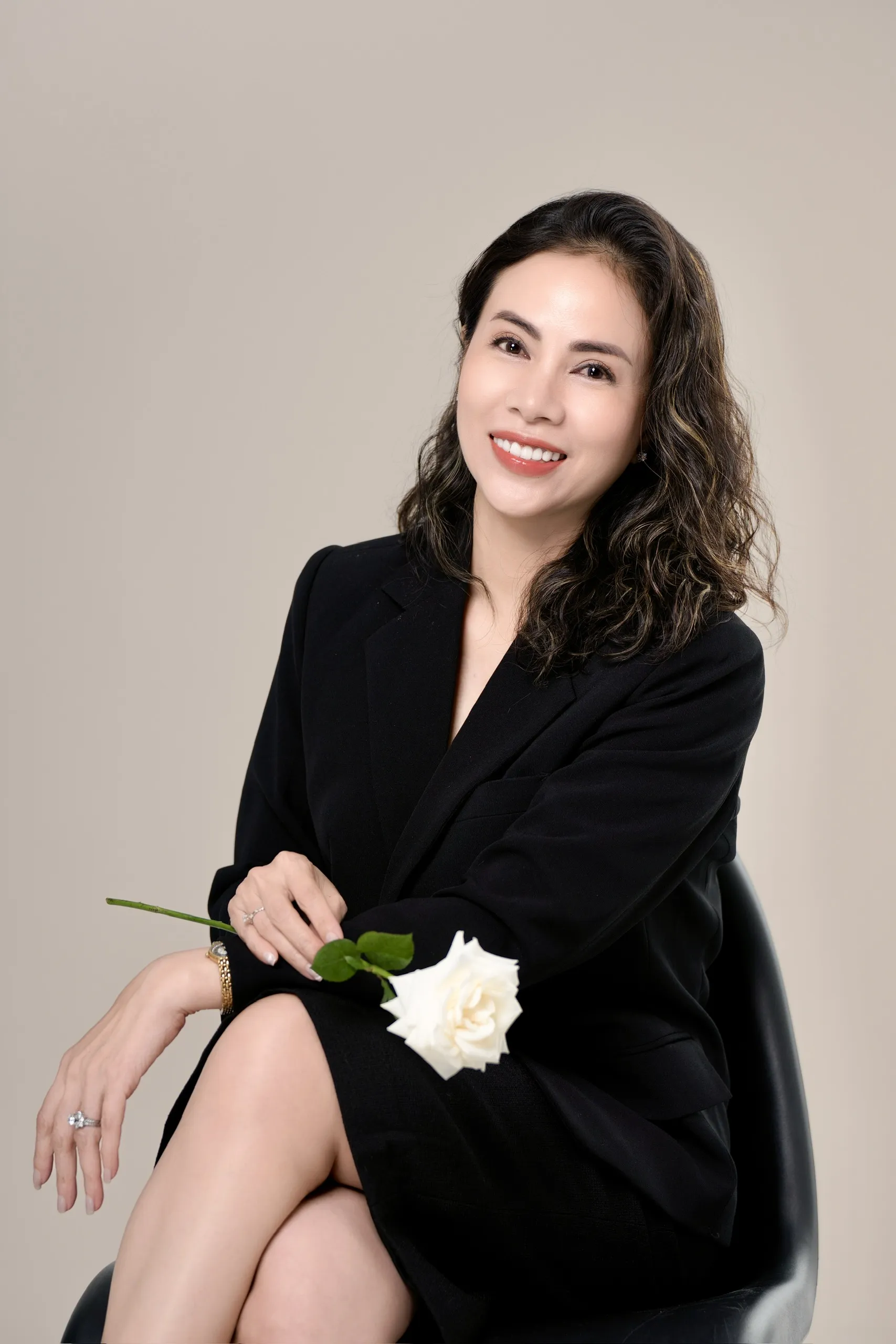 mutsumian-thuy-trang-doi-ngu